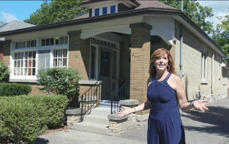 Redhead Realtor